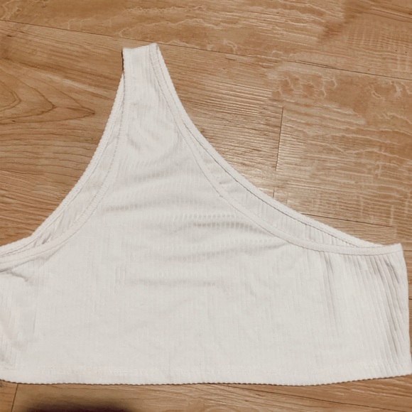 Emma & Sam Tops - LF Emma and Sam White One Shoulder Crop Top